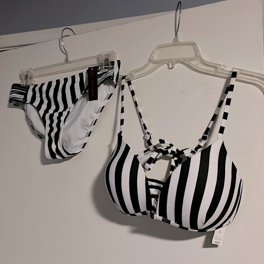 No Boundaries swim suit